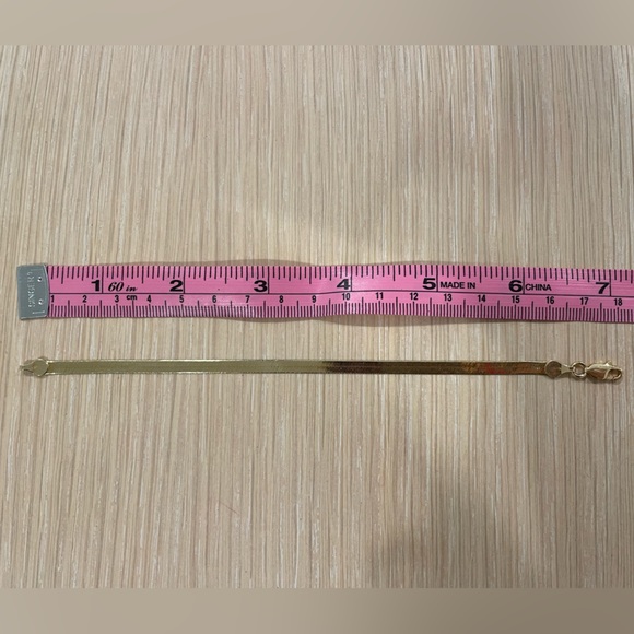 Solid Gold 14k Herringbone Bracelet - Picture 12 of 12